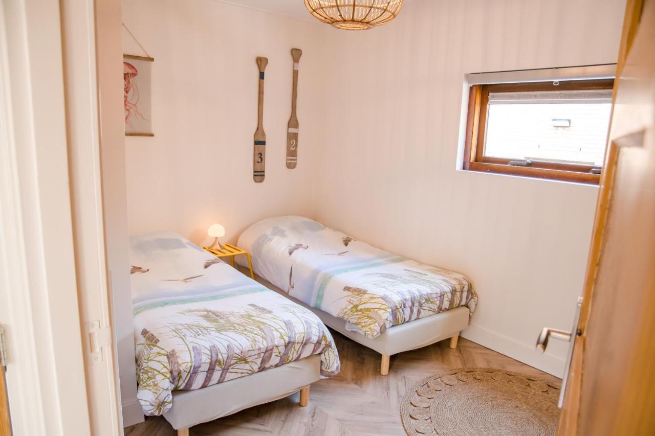 Beachhouse Anna, 1 Minute Walk To The Beach And Centre Of Katwijk, Free Private Parking Next To The House ! 카트베이크안제이 외부 사진
