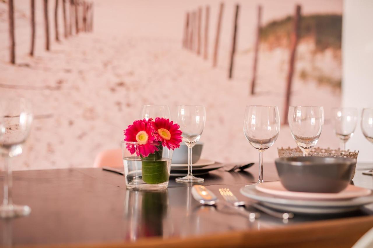 Beachhouse Anna, 1 Minute Walk To The Beach And Centre Of Katwijk, Free Private Parking Next To The House ! 카트베이크안제이 외부 사진